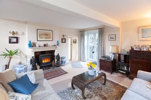 Drawing Room- click for photo gallery